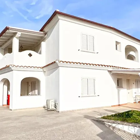 Relax At Res Del Maria Rosaria-1bed B5 Sleeps5 * Orosei